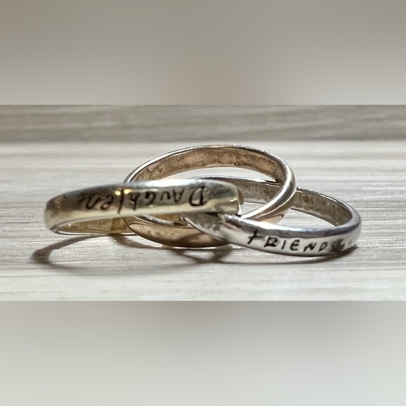 Sterling Silver 3 Ring Tri-Color “Mother, Daughter, Friend” Pendant & Necklace - Picture 4 of 10